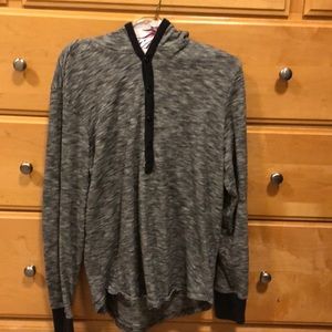 Levi hoody